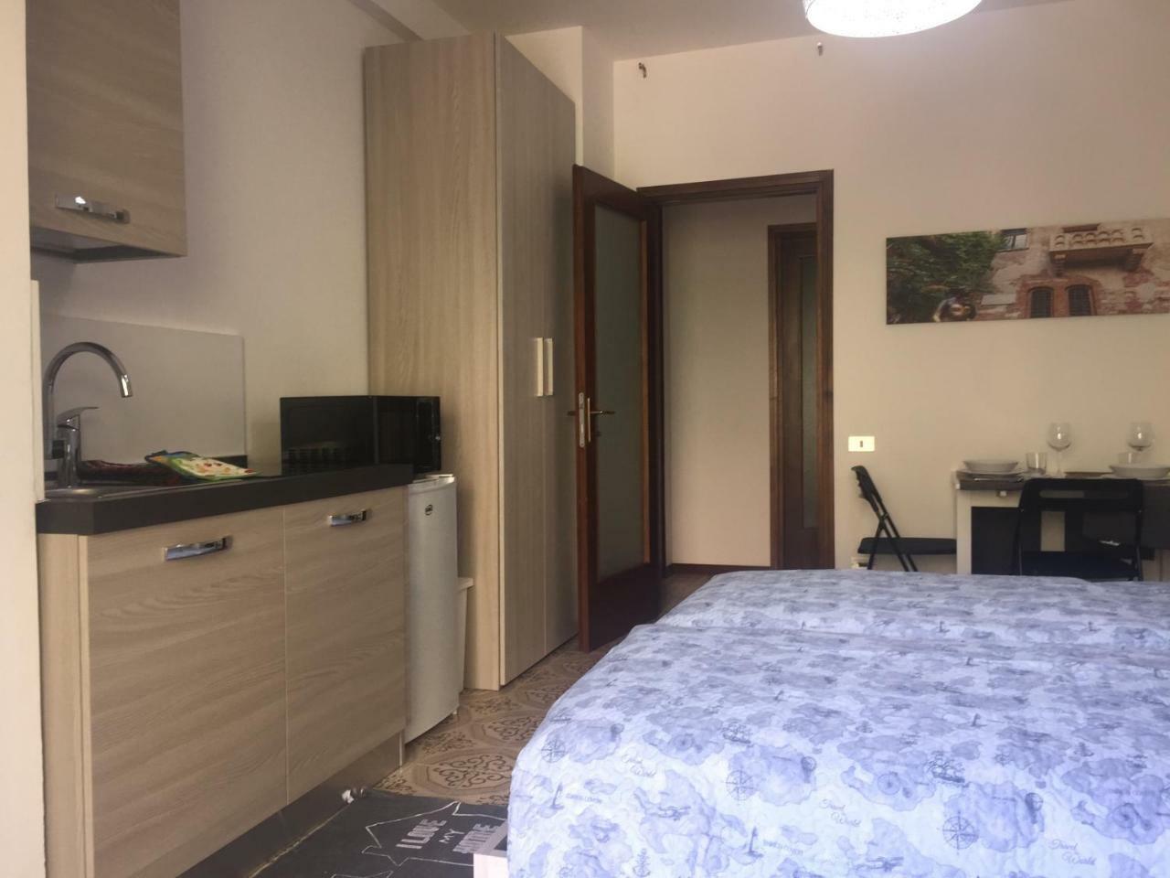 Room Verona Holidays エクステリア 写真