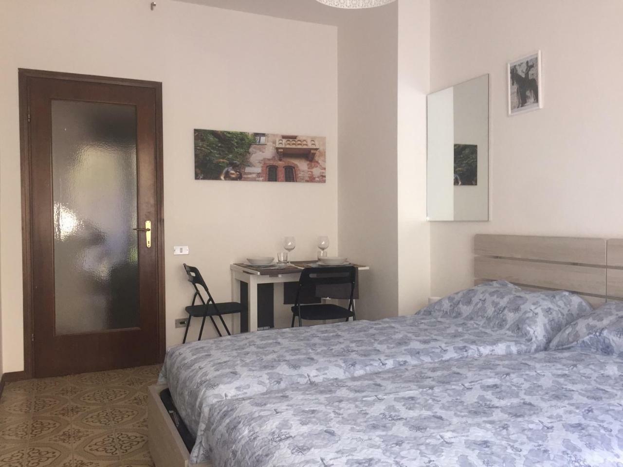 Room Verona Holidays エクステリア 写真