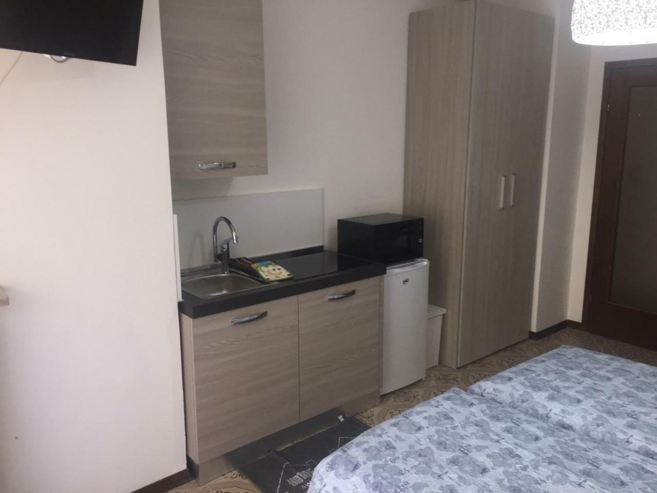 Room Verona Holidays エクステリア 写真