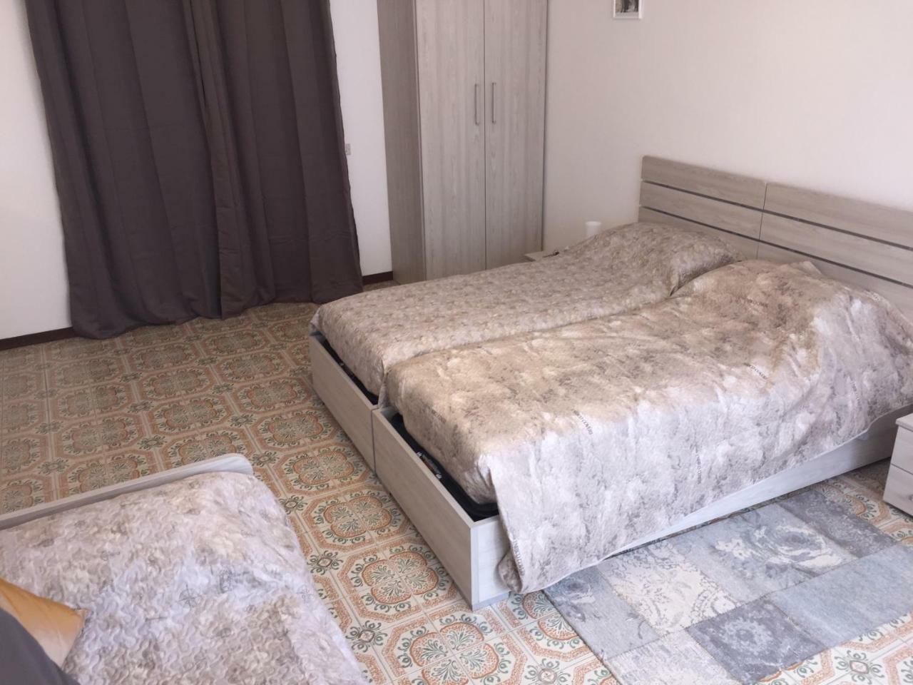 Room Verona Holidays エクステリア 写真