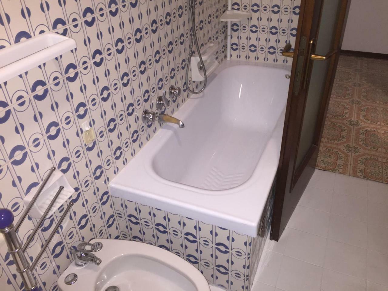 Room Verona Holidays エクステリア 写真